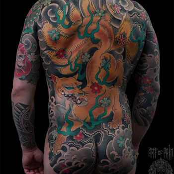 Татуировка мужская япония на спине кицуне