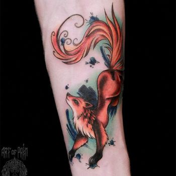 Татуировка женская нью-скул на предплечье лиса