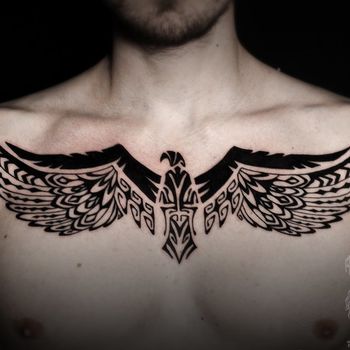 Татуировка мужская полинезия на груди орел