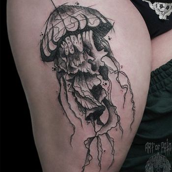 Татуировка женская графика на бедре медуза (большая)