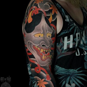 Татуировка мужская япония на плече ханья и кленовые листья