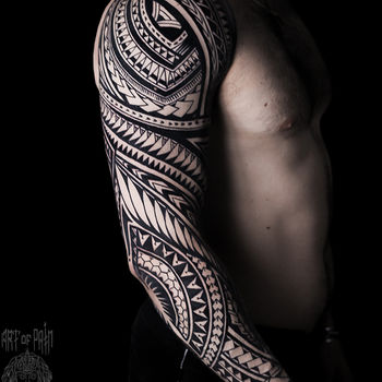 Татуировка мужская полинезия и орнаментал тату-рукав орнамент