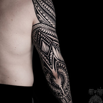 Татуировка мужская полинезия и орнаментал тату-рукав орнамент