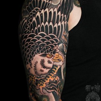 Татуировка мужская япония на плече орел и тигр