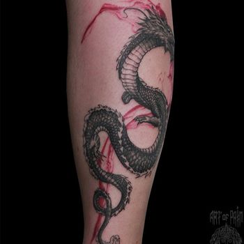 Татуировка женская графика на голени дракон