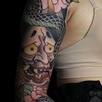 Татуировка женская япония тату-рукав ханья и цветы