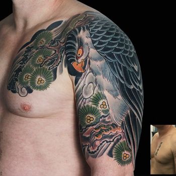 Татуировка мужская япония на плече орел перекрытие старой тату
