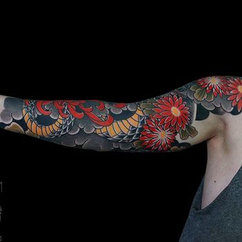 Татуировка мужская япония рукав хризантемы