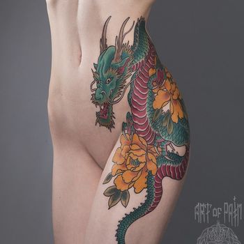 Татуировка женская япония тату на боку дракон