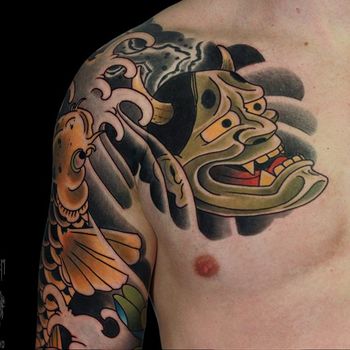 Татуировка мужская япония на плече карп и ханья