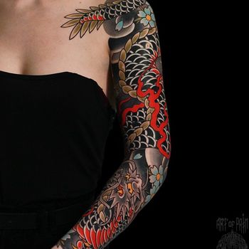 Татуировка женская япония тату-рукав дракон (вид спереди)