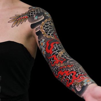 Татуировка женская япония тату-рукав дракон (внутренняя сторона руки)