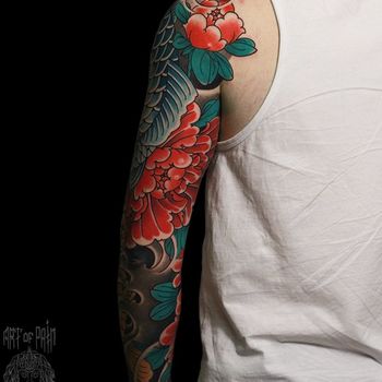 Татуировка мужская япония тату-рукав карпы, пионы