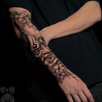Татуировка мужская нео-япония на руке Хання и сакура