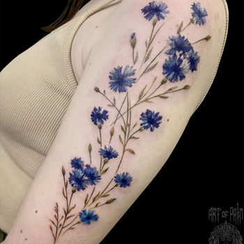 Татуировки цветов для девушек: эскизы и идеи