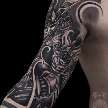 Татуировка мужская япония на плече самурай, вид внутренней части плеча