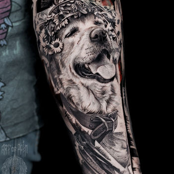 Татуировка мужская реализм на предплечье собака