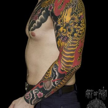 Татуировка мужская Япония рукав оранжевый дракон